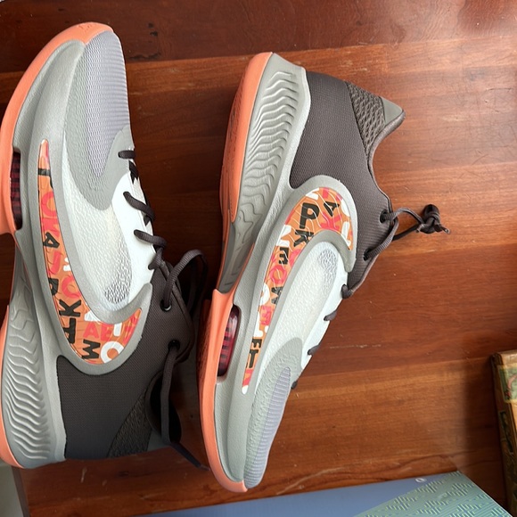 Nike Zoom Freak 4 Giannis Antetokounpo size 13 brand new - Picture 5 of 8